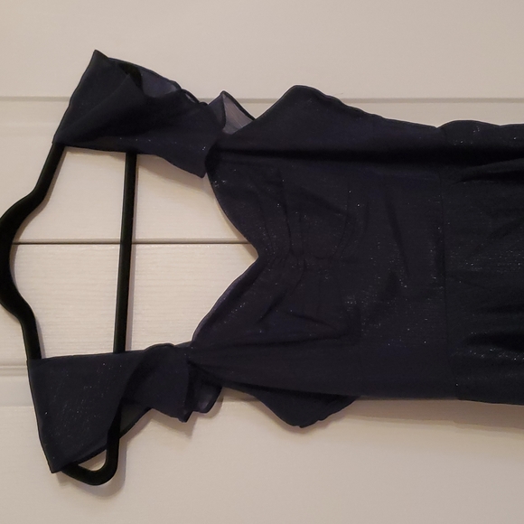 Tiered Shimmery Gown - Picture 6 of 9